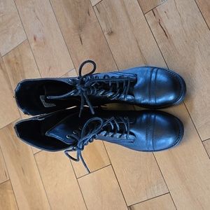 Brash combat boots